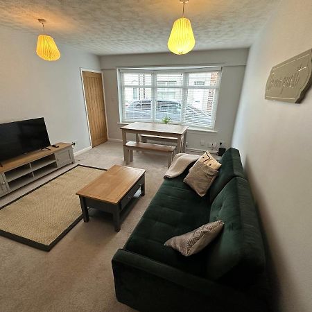 Cosy, 2 Bedroom Cottage In Guisborough Town Centre Dış mekan fotoğraf